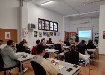 La Palma Orgánica reúne a técnicos e instituciones en una jornada de formación en compostaje descentralizado (1)